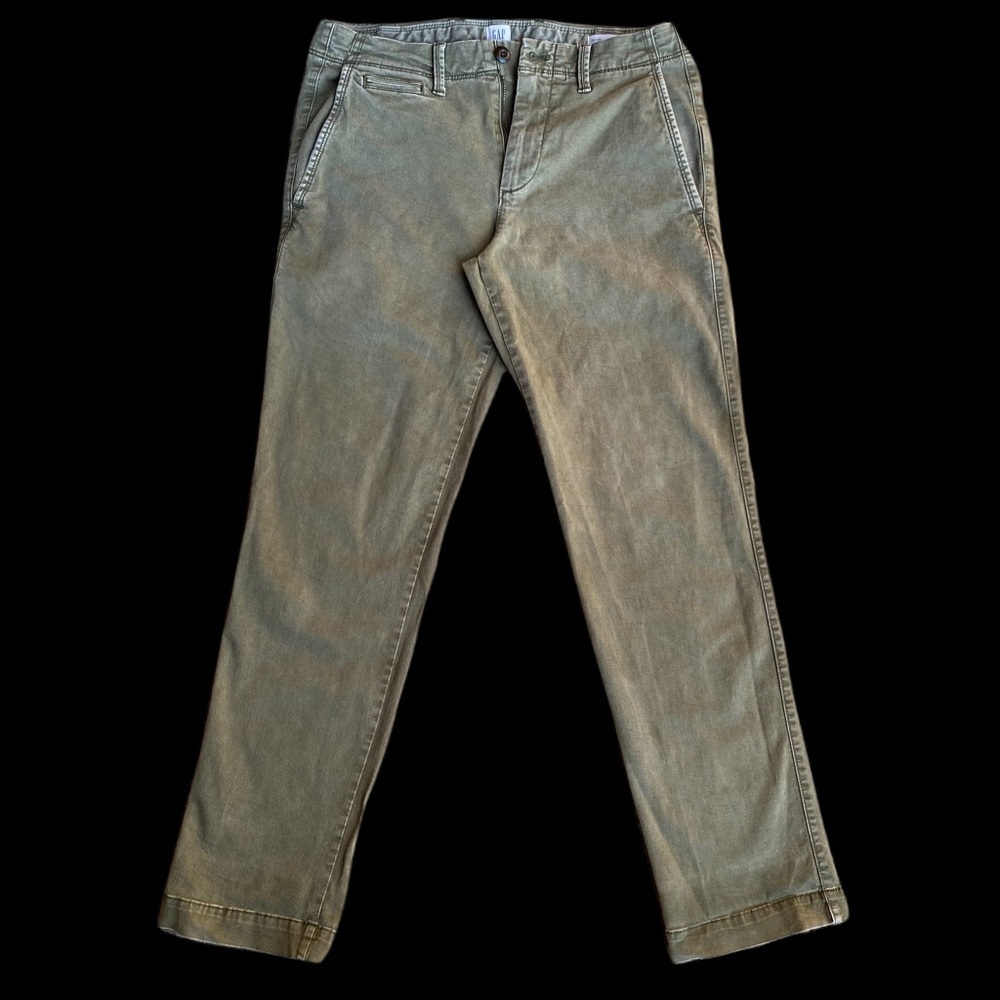 GAP Straight Fit Vintage Wash Khaki Pants With GAPFLEX